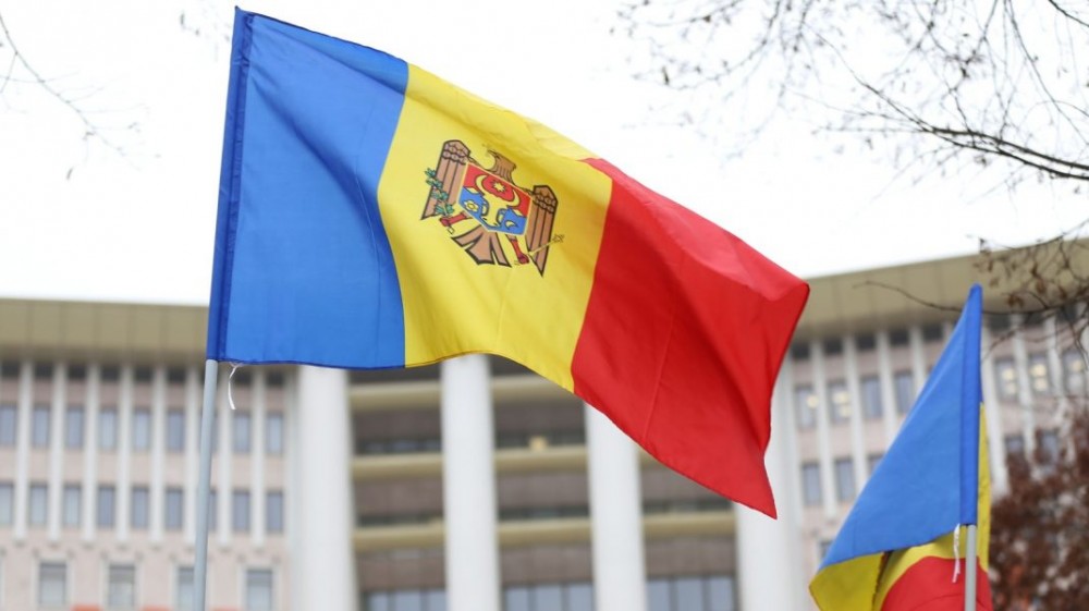 Sondaj // Dacă s-ar face un referendum, 35% dintre moldoveni ar vota pentru unirea cu România